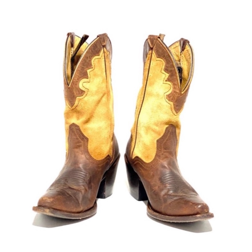 JB DILLION- 2 toned Snip toe boots